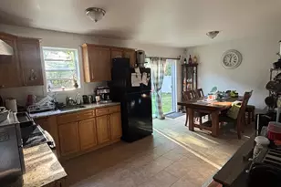 938 Scherger Ave, Patchogue, NY 11772 - Photo 14