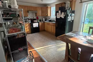 938 Scherger Ave, Patchogue, NY 11772 - Photo 4