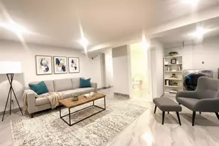 140-14 68th Dr, Flushing, NY 11367 - Photo 10