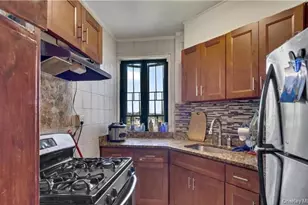 1970 E Tremont Ave, Bronx, NY 10462 - Photo 4
