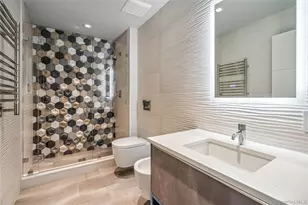 23 Estates Terrace N, Manhasset, NY 11030 - Photo 20