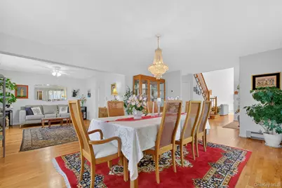 33 Maple Moor Lane, Cortlandt Manor, NY 10567 - Photo 14