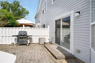 5 Robert Ln, Middle Island, NY 11953 - Photo 4