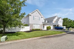 5 Robert Ln, Middle Island, NY 11953 - Photo 30
