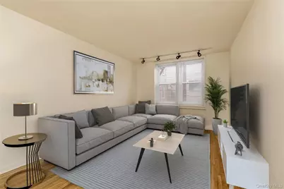 31-85 Crescent Street #2nd, Astoria, NY 11106 - Photo 4