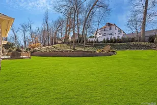 26 Spring Ln, Great Neck, NY 11024 - Photo 20