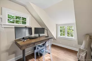 47 W Brookside Dr, Larchmont, NY 10538 - Photo 18