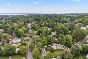 47 W Brookside Dr, Larchmont, NY 10538 - Photo 30