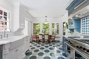 42 Hillcrest Ave, Roslyn, NY 11576 - Photo 6