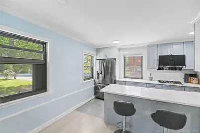 15-34 160th Street #635, Whitestone, NY 11357 - Photo 4