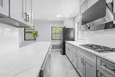 15-34 160th Street #635, Whitestone, NY 11357 - Photo 2