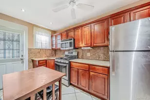 1678 Brooklyn Ave, Brooklyn, NY 11210 - Photo 4