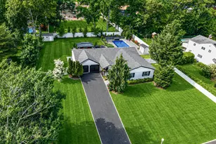 11 Gallatin Dr, Dix Hills, NY 11746 - Photo 38