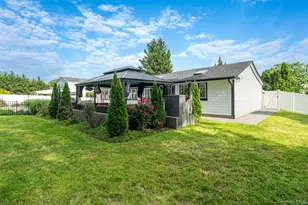 11 Gallatin Dr, Dix Hills, NY 11746 - Photo 36