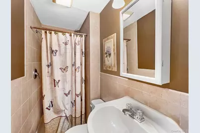 3321 Murdock Avenue, Oceanside, NY 11572 - Photo 8