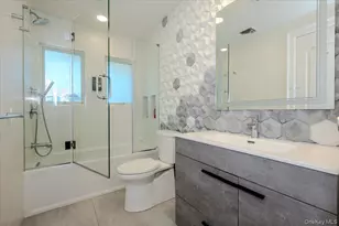 4 Poplar Ct, Great Neck, NY 11024 - Photo 24