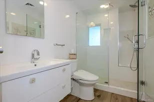 4 Poplar Ct, Great Neck, NY 11024 - Photo 26