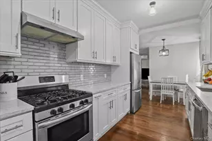 113 Hart Ave, Yonkers, NY 10704 - Photo 6