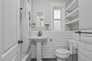113 Hart Ave, Yonkers, NY 10704 - Photo 18