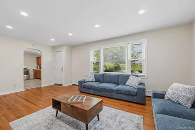 21 Hillside Avenue, Woodbourne, NY 12788 - Photo 10