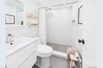 3 Jardine Place #1F, Brooklyn, NY 11233 - Photo 8