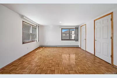 103 Nassau Drive, Albertson, NY 11507 - Photo 12