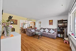 103 Nassau Dr, Albertson, NY 11507 - Photo 4
