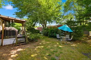 2 Daisy Dr, Port Jervis, NY 12771 - Photo 8
