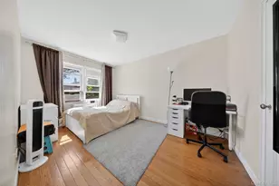 70-08 165th St, Fresh Meadows, NY 11365 - Photo 16