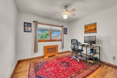 284 Whitehall Road, Garden City, NY 11530 - Photo 14