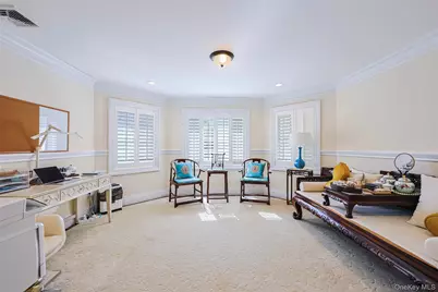 78 Swan Court, East Hills, NY 11576 - Photo 20