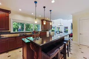 78 Swan Ct, East Hills, NY 11576 - Photo 12