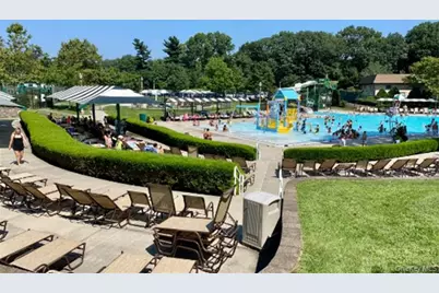 78 Swan Court, East Hills, NY 11576 - Photo 34