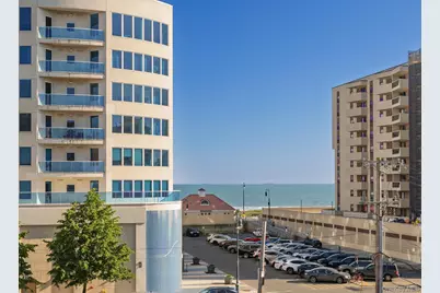 410 E Broadway #4C, Long Beach, NY 11561 - Photo 1