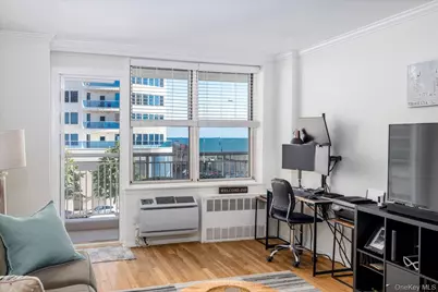 410 E Broadway #4C, Long Beach, NY 11561 - Photo 4