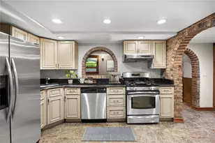 315 Wynsum Ave, Merrick, NY 11566 - Photo 32