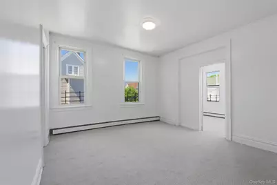 110 S 13th Avenue, Mount Vernon, NY 10550 - Photo 4