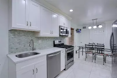 167 E Willow Tree Road, Spring Valley, NY 10977 - Photo 8