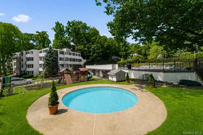 412 Tallwood Drive, Hartsdale, NY 10530 - Photo 24