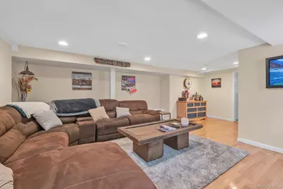 111 Cleveland Avenue, Long Beach, NY 11561 - Photo 14