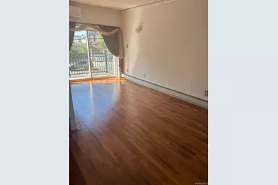11513 Linden Boulevard, Ozone Park, NY 11420 - Photo 4
