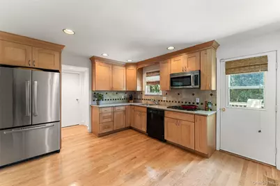 7 Hastings Close, Hastings on Hudson, NY 10706 - Photo 12