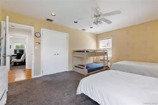 842 Fiske St, Woodmere, NY 11598 - Photo 16
