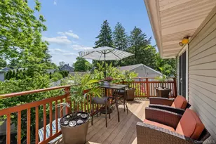 181 Emerson Ave, North Babylon, NY 11703 - Photo 22