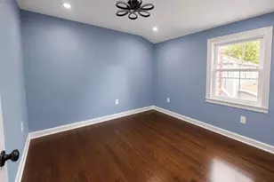 248-13 139th Ave, Rosedale, NY 11422 - Photo 10
