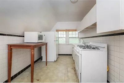 33-42 87 Street, Jackson Heights, NY 11372 - Photo 12
