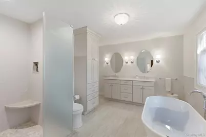 4 Waterview Lane, East Setauket, NY 11733 - Photo 22