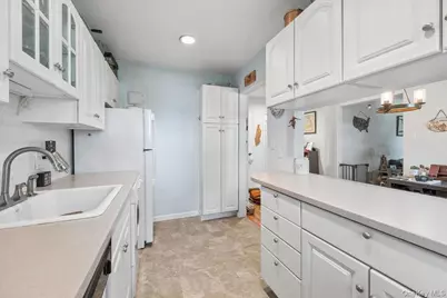 14 Manchester Road #2L, Eastchester, NY 10709 - Photo 8