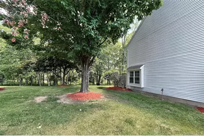 57 Yorkshire Terrace, Washingtonville, NY 10992 - Photo 4