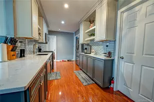 122 Church Dr, Mastic Beach, NY 11951 - Photo 8